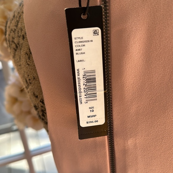 Alice + Olivia NWT blush lined dress size 10, measurements in description - Picture 3 of 4